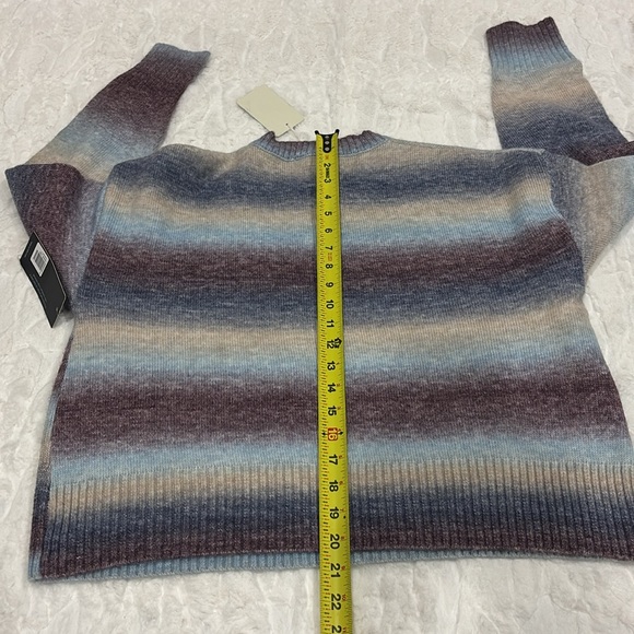 Weekend Ravi  Sweater Size Small . - Picture 12 of 15